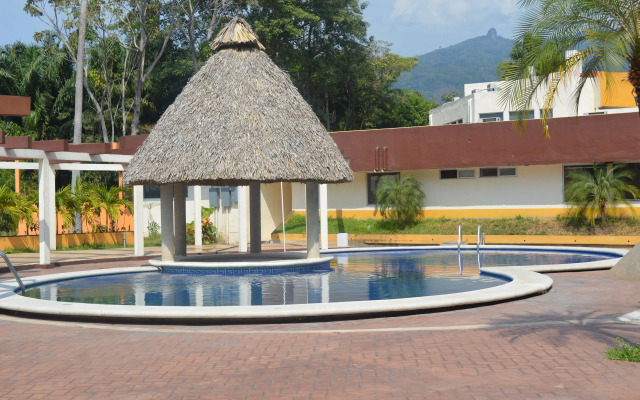 Hotel Jardin Real