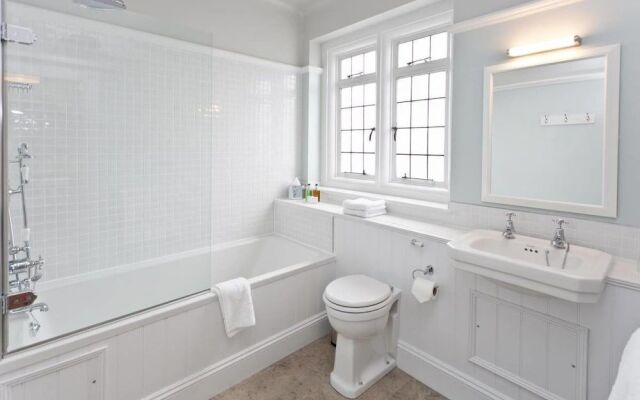 Bath Arms Hotel