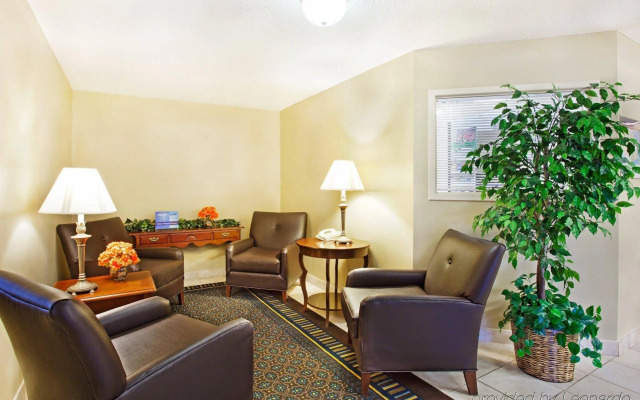 Candlewood Suites Huntersville by IHG