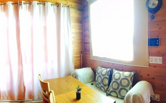 Geojedo Onda House Pension