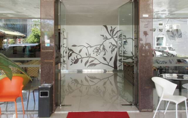 Airy Panakkukang Boulevard Topaz F8 Makassar