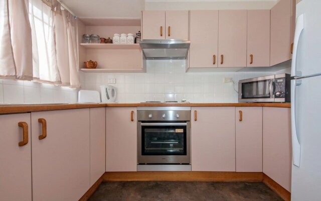 Carindale, Unit 13/19-23 Dowling Street