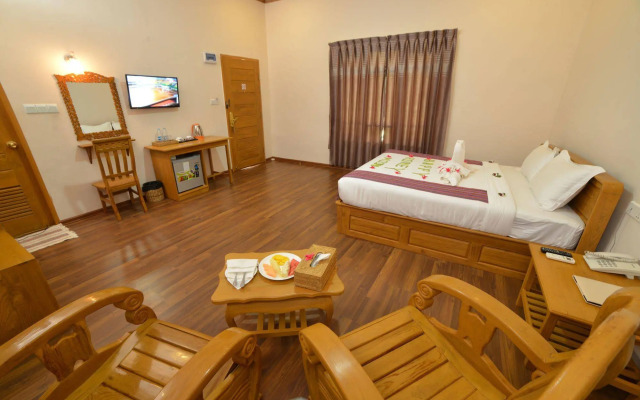 Bagan Emerald Hotel