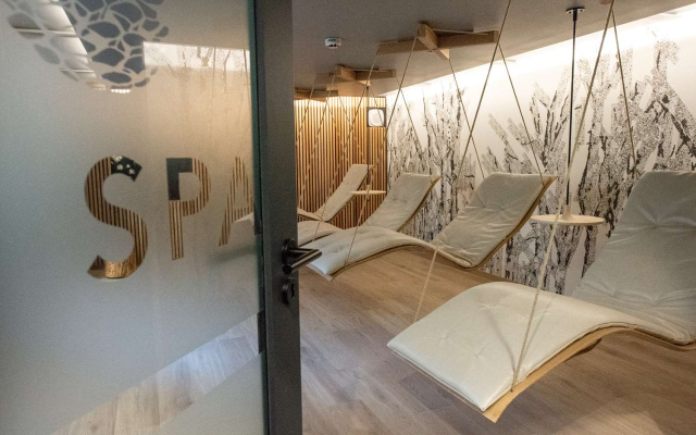 Best Western Premier Le Chapitre Hotel & Spa