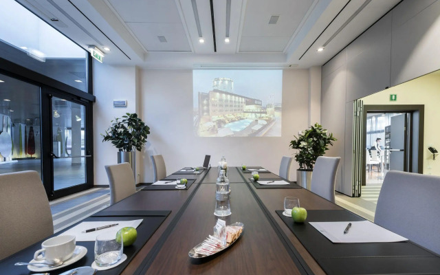 Taj Surajkund Resort & Spa, Delhi NCR