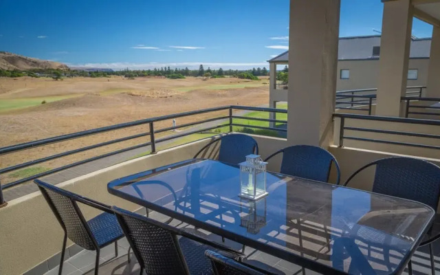 Front 9 then Dine - 3/61 St Andrews Boulevard
