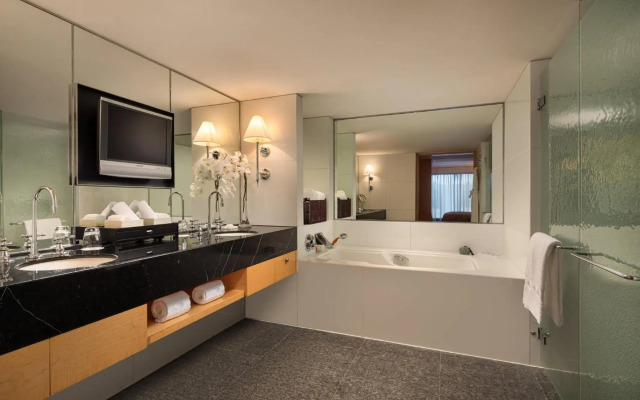 Mandarin Oriental, Hong Kong