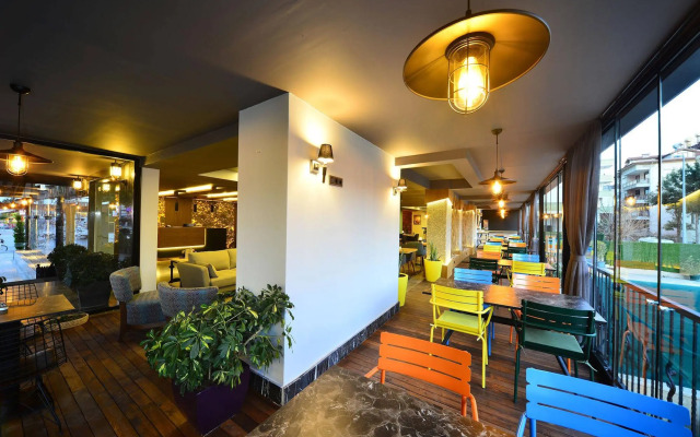 Prince Apart Hotel