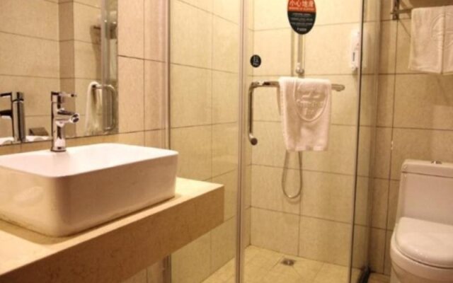 GreenTree Inn Guangxi Yulin Jincheng Commercial Building Shell Hotel