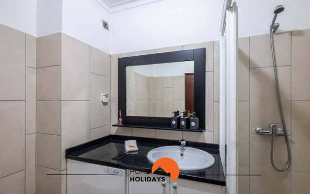 #018 Old Town Center Beach 2 min Walk