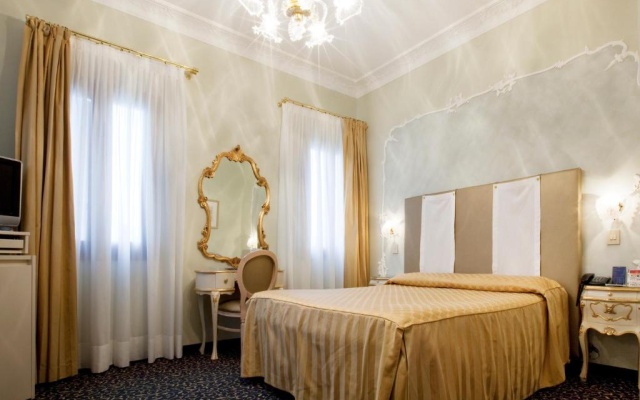 Classic Double room (full double bed) (bed type is subject to availability)