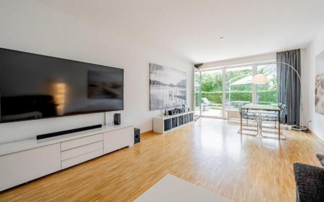 ID 7029 - Private Apartment