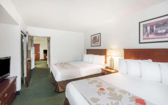 Clarion Pointe Charleston - West Ashley