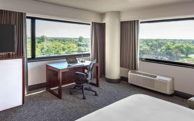 DoubleTree by Hilton Hotel Chicago - Schaumburg