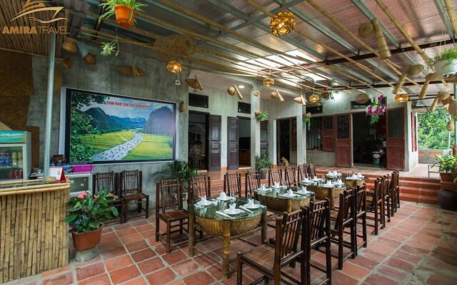 Amira Homestay