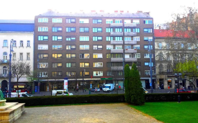 Brand new apartment in the center