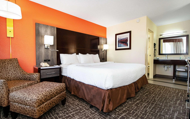 New Hope Inn & Suites