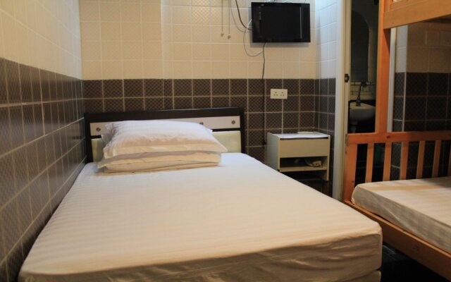 Very Good Hotel