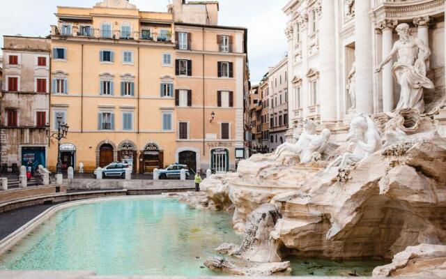 Delfini Trevi House