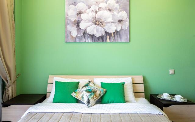 San-Marino (Сан-Марино) на улице Красная