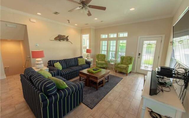 Beachy Villa Vista Apartment 5