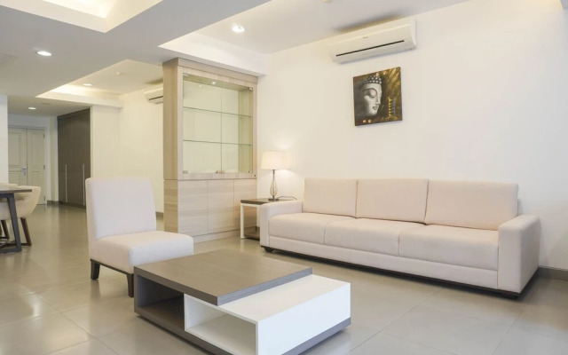 Big And Cozy 3Br Apartment At Simprug Park Residences