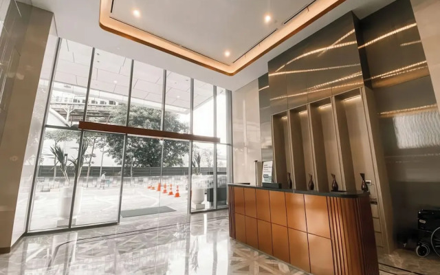 Staycation Jakarta Holland Village