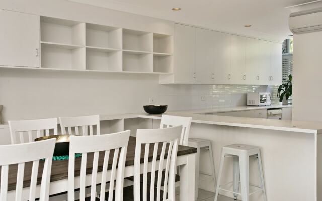 2 James Cook Apartments Holiday Rental