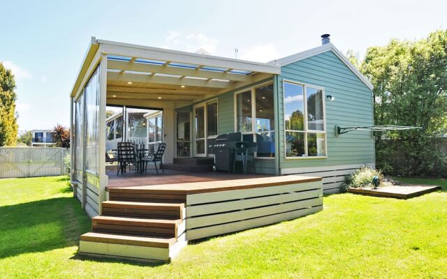 Archies Beachside Abode - Pet Friendly (Outside Only)