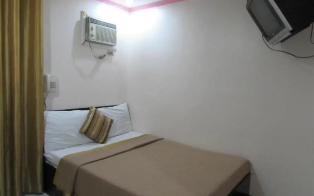 Oyster Plaza Hotel
