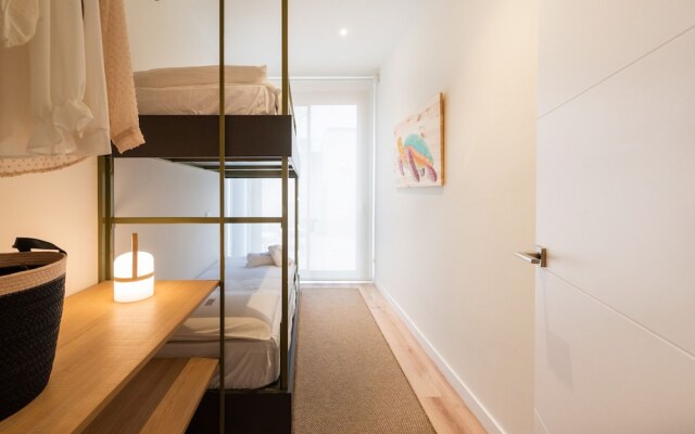 Petit Luxe Tobella