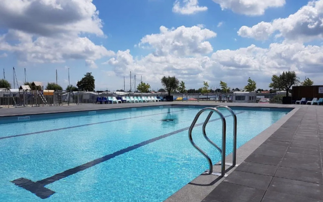 Family Friendly Villa near Center of Kortgene