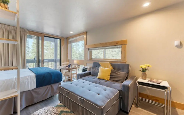 Village Studio by Avantstay Minutes to Lifts