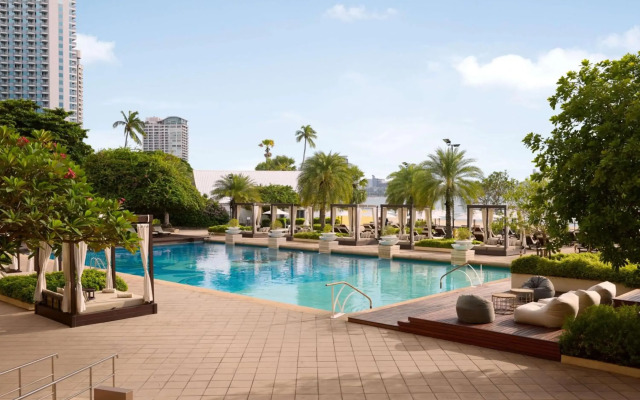Dusit Thani Pattaya