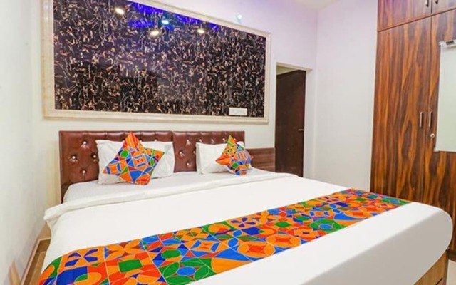 Fabhotel Elite Inn