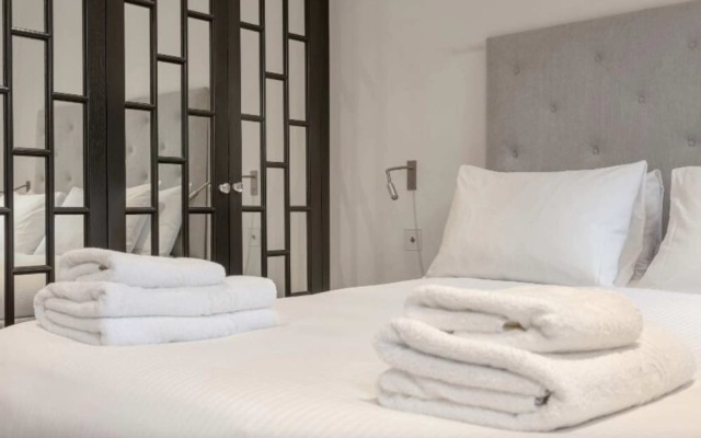 Elegant 1 Bedroom Apartment in South Kensington