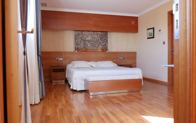 Hotel Rusadir