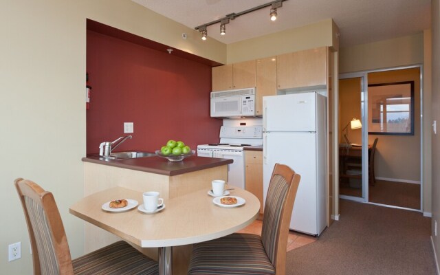 Lord Stanley Suites On The Park
