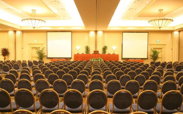 Hilton Garden Inn Suffolk Riverfront