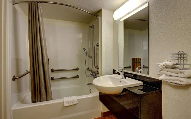 Motel 6 York, PA - North