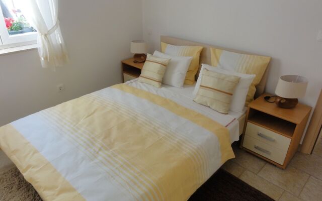 Apartments In Trogir