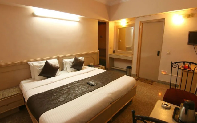 Karan Palace Hotel