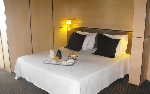 Axis Vermar Conference & Beach Hotel