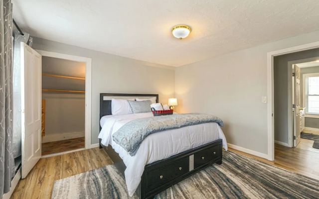 Home Near Skiing & Downtown Worcester