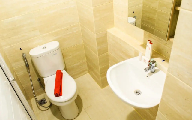 Modern and Comfortable Studio Springwood Apartment