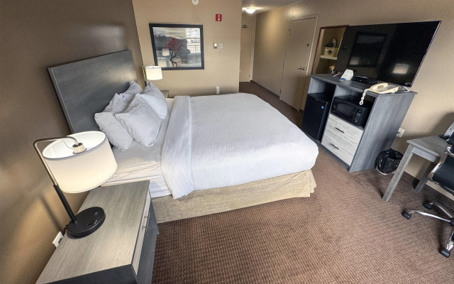 Ramada by Wyndham Sherwood Park