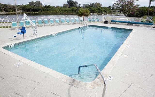 Siesta Bay RV Resort