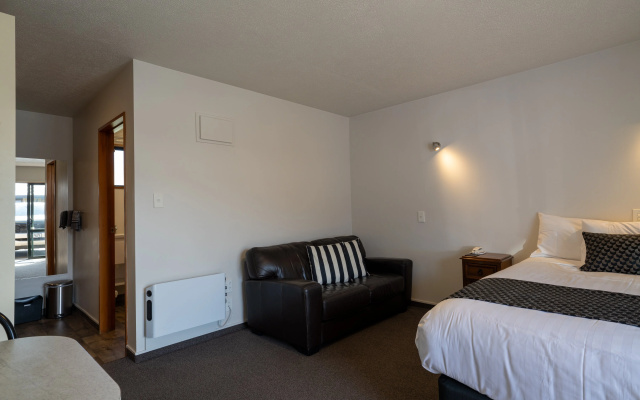ASURE Highpark Motor Inn – Guest Rooms – Greymouth