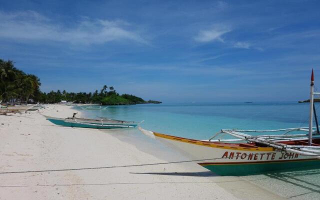 Slam's Garden Dive Resort