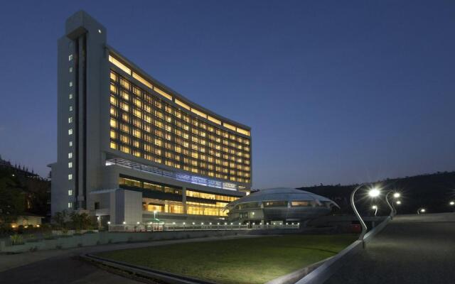 United 21, The Grand